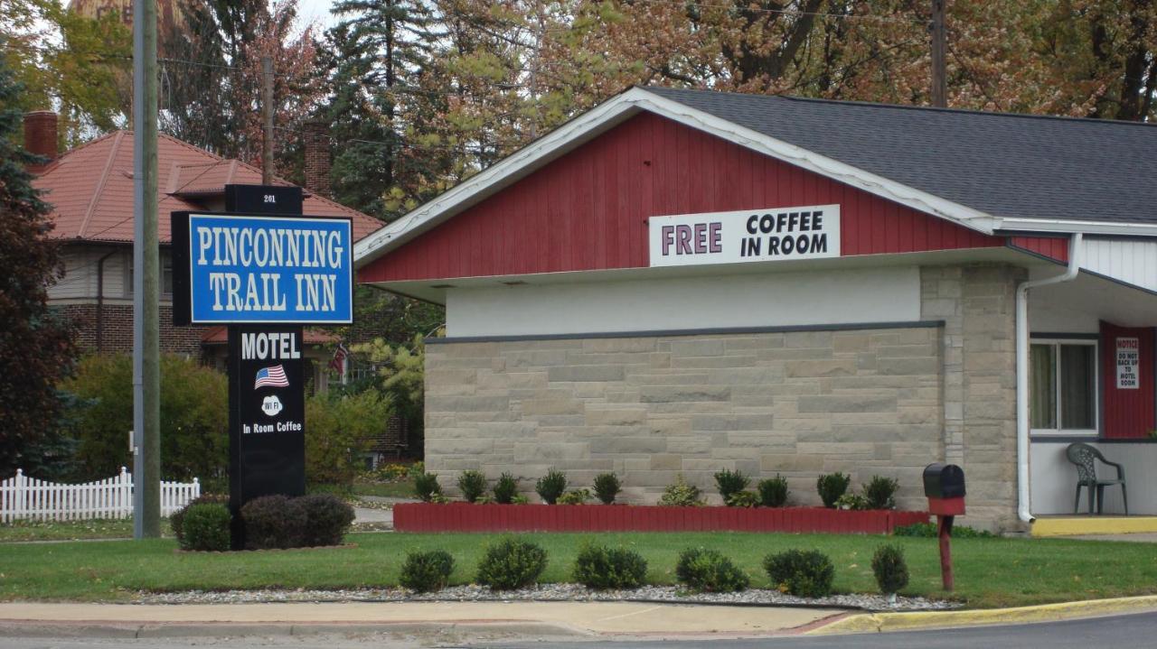 Pinconning Trail Inn Motel Buitenkant foto